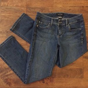 ✨LAST CHANCE! Dark Wash NWOT Capris from WHBM